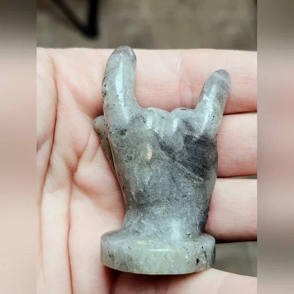 Crystal Love Hands, Valentines Day Gift idea. - Picture 11 of 13